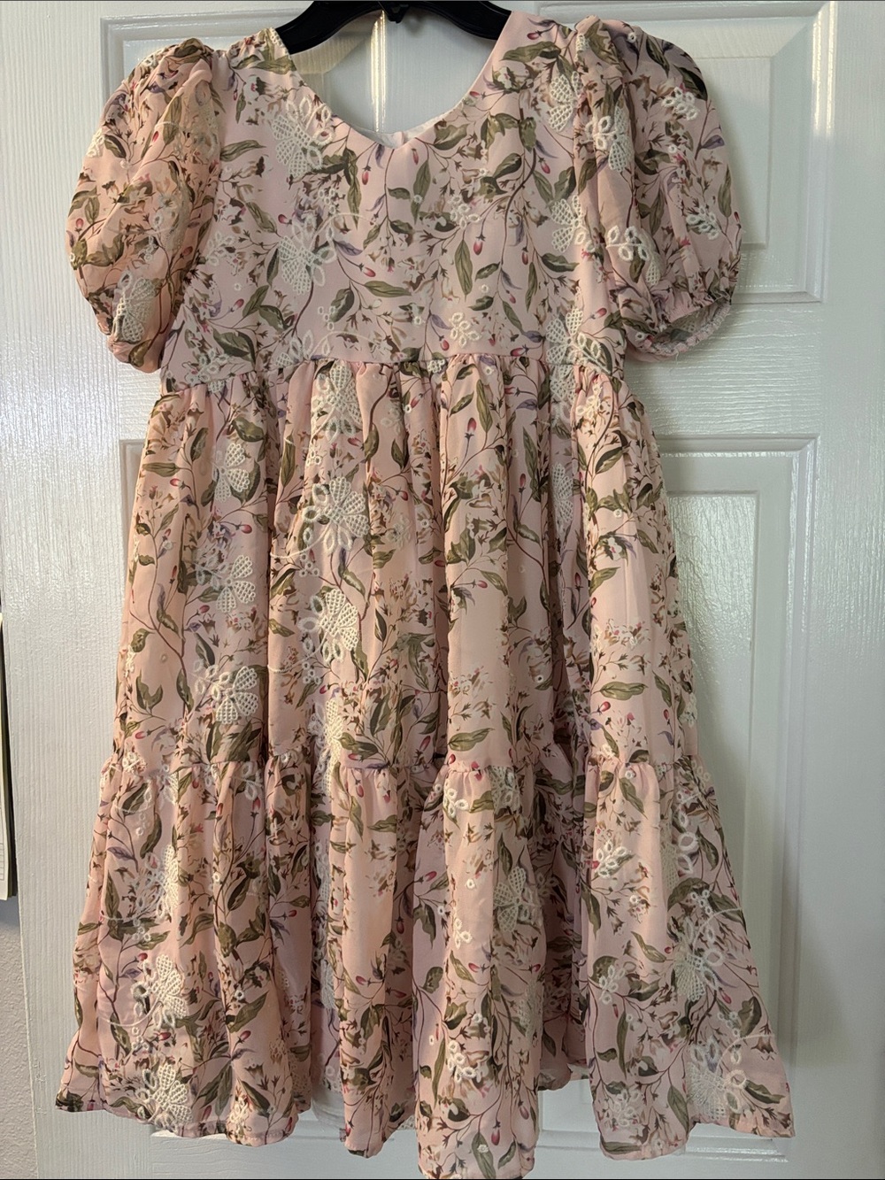 Pippa & Julie Blush Pink Floral Puff-Sleeve Dress